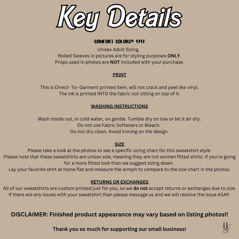 Peut inclure: Texte sur fond beige avec l'inscription "Key Details" en &eacute;criture manuscrite. Le texte en dessous fournit des informations sur le produit, notamment le dimensionnement, les instructions de lavage et les politiques de retour. Le processus d'impression est &eacute;galement mentionn&eacute;.