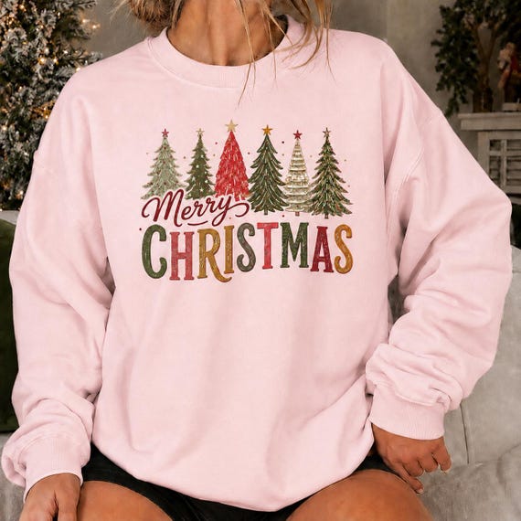 Vintage Christmas Tree Sweatshirt, Retro Merry Christmas Sweater, Women’s Holiday Crewneck, Cozy Festive Christmas Shirt Gift