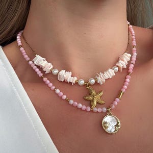 Set of 2 necklace Beach jewelry set Layered shell necklaces Summer jewelry for women Boho layered shell necklace with pendants Shell jewelry