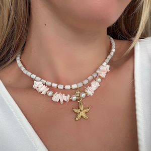 Set of 2 necklace Boho shell necklace set Coastal fashion jewelry Layered beach necklaces for women Minimalist summer jewelry Shell pendant