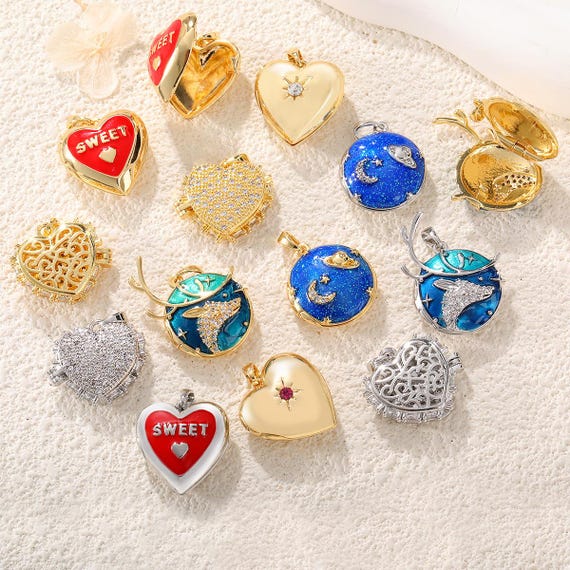 DIY Handmade Christmas Elk Necklace Pendant Can Store Photos Can