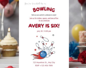 Puede incluir: Tarjeta de invitación blanca con la palabra "BOWLING" en rojo y el texto "AVERY IS SIX!" en rojo. La tarjeta presenta un gráfico de bola de bolos y bolos. La tarjeta también incluye la fecha, la hora y la dirección.