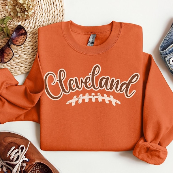 Sweat-shirt de football de Cleveland, cadeau pour les fans de sports de Cleveland, pull à col rond tendance de Cleveland, vêtements de t-shirt Cleveland Sports Game Day