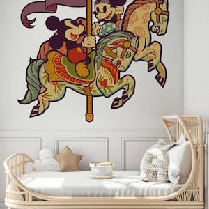 Sticker mural amovible Mickey et Minnie jouant au manège pour chambre de bébé et chambre d'enfant