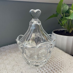Fifth Avenue Crystal “Cherish” Candy/Trinket Dish with Heart Lid