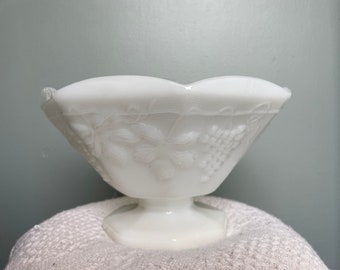 Vintage Anchor Hocking Milk Glass Fruit Bowl