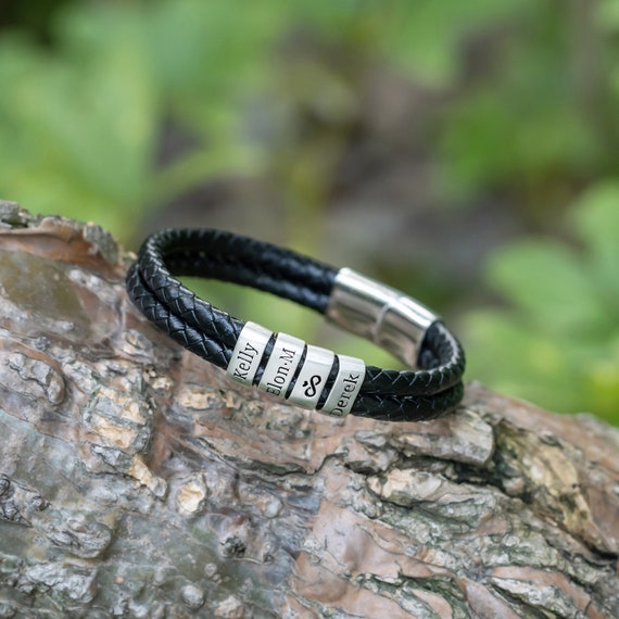 Zysta Bracciale Uomo In Pelle Con Anelli Di Nome Personalizzate, Braccialetto Rigido A Corda Multistrato Personalizzato Incisione Iniziali, ID Bracciale Identificativo Cuoio Inciso (2 Beads Argento - Foto 9