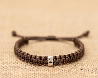 5th Anniversary bracelet: Personalizable Silver Charm, Adjustable Macrame, 5 Year Wedding Jewelry, Custom Engraving