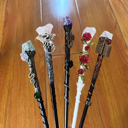 Magic Wand for Wizard and Witch, Random Crystal Wands, Spiritual Wand, Wood Wands, Halloween Cosplay, Christmas Gift for Kids