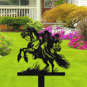 Headless Horseman Halloween Yard Sign, Sleepy Hollow Metal Lawn Stake, Spooky Outdoor Pumpkin Lantern Decor, Haunted House Prop