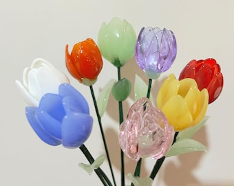 Cute Tulip Glass Figurine, Mini Flower Figurine, Handmade Glass Art, Table Desk Decor, Housewarming Gift, Valentine Gift for Her