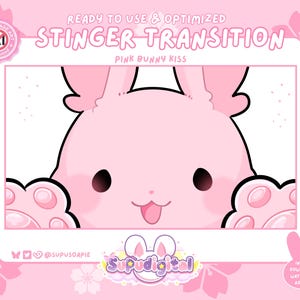 Op de afbeelding: Een digitale afbeelding met een roze konijnkarakter met grote oren en pootjes die tegen een kader zijn gedrukt. De tekst luidt READY TO USE & OPTIMIZED STINGER TRANSITION, PINK BUNNY KISS en SUPUDIGITAL. De achtergrond is lichtroze met kersenbloesemmotieven.