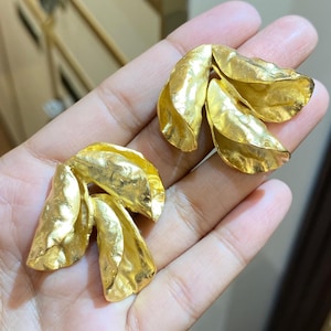 Gold Statement Ohrringe Große 18k Gold Ohrringe Chunky Gold Ohrstecker Großer Goldohrring Ehrfürchtige Geschenke für ihren vergoldeten Ohrstecker