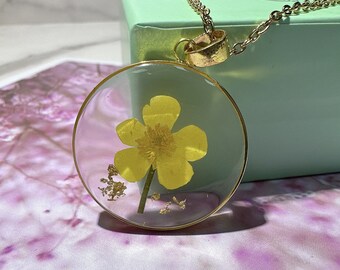 Handmade Birth Month Real Flower Necklace,Pressed Resin Pendant Necklace,Valentine's Day Gift,Dried Flower Resin,Birthday Gifts,Mom Gift,