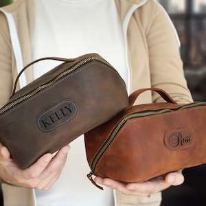 Benutzerdefinierte Herren Leder Kosmetiktasche mit langlebigem Metallreißverschluss, gravierten Dopp Kits, Jubiläumsgeschenk für Ehemann, gravierte Leder Reisetasche
