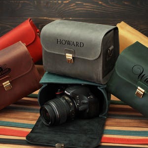 Borsa per fotocamera in pelle personalizzata - 9 colori vintage disponibili, custodia protettiva personalizzata per fotocamera mirrorless DSLR, custodia organizer per fotocamera incisa