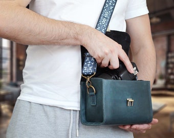 Blaue Schulter-Kameratasche, personalisierte Kameratasche mit gut gepolstertem Innenraum, benutzerdefinierte Leder-Kameratasche, leichte Kameratasche mit Riemen