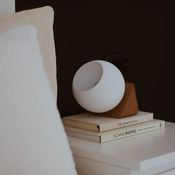 Table Lamp Simple Scandinavian Style - Desk Lamp for Modern Home - Minimalist Night Lamp - Bedside Lamp for Minimalistic Homes