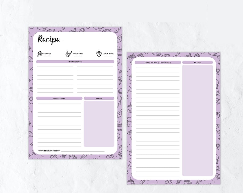 Puede incluir: Una plantilla de receta imprimible con un fondo morado claro y un patr&oacute;n de garabatos en blanco y negro de art&iacute;culos relacionados con la cocina. La plantilla tiene secciones para porciones, tiempo de preparaci&oacute;n, tiempo de cocci&oacute;n, ingredientes, instrucciones, notas e instrucciones continuadas.