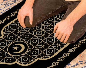 The 1000 minarate rug mint Prayer rug