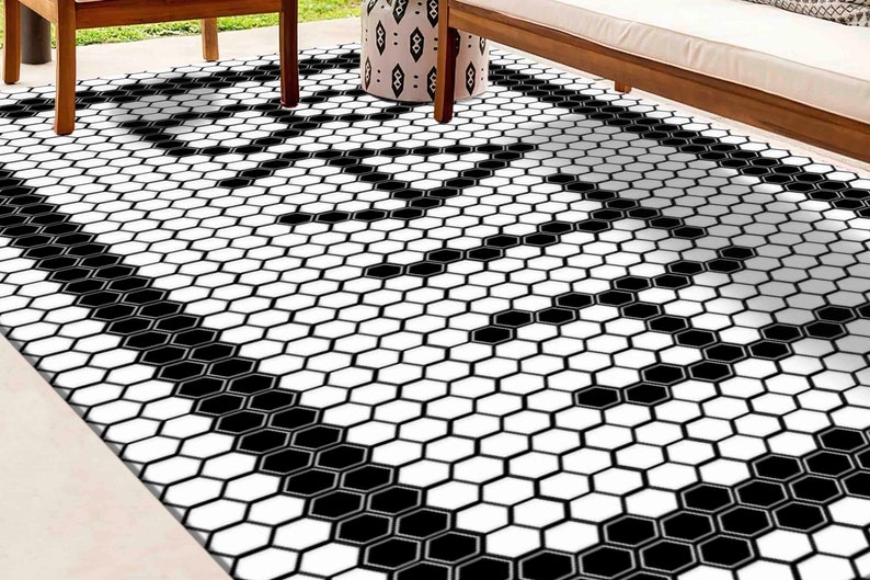 Black and White Chenille Rug: Modern Bathroom Decor image 2
