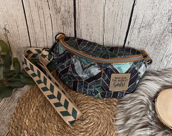 Crossbodybag | Tasche aus Canvas | Umhängetasche | Tasche Art Deco
