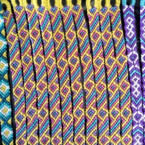 Set of 72 Friendship Bracelets, Boho Hippie Style Bestfriend Gift Bracelets, Adjustable Woven Bracelets for Women & Teens