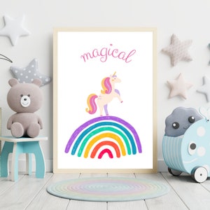 Póster de unicornio, póster de arcoíris, unicornio en arcoíris, unicornio mágico, decoración de guardería, pósteres de habitación para niñas, decoración A4 para niños