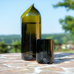 Carafe en verre durable La Dolce Vita, cruche en verre écologique davant-garde italienne, cruche à lait artisanale faite à la main pour une nouvelle maison image 9