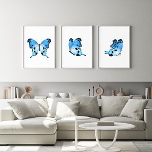 Set di acquerelli  artistici floreali raffiguranti farfalle  blu. Set di 3 acquerelli.Fatti a mano.Carta italiana fatta a mano.