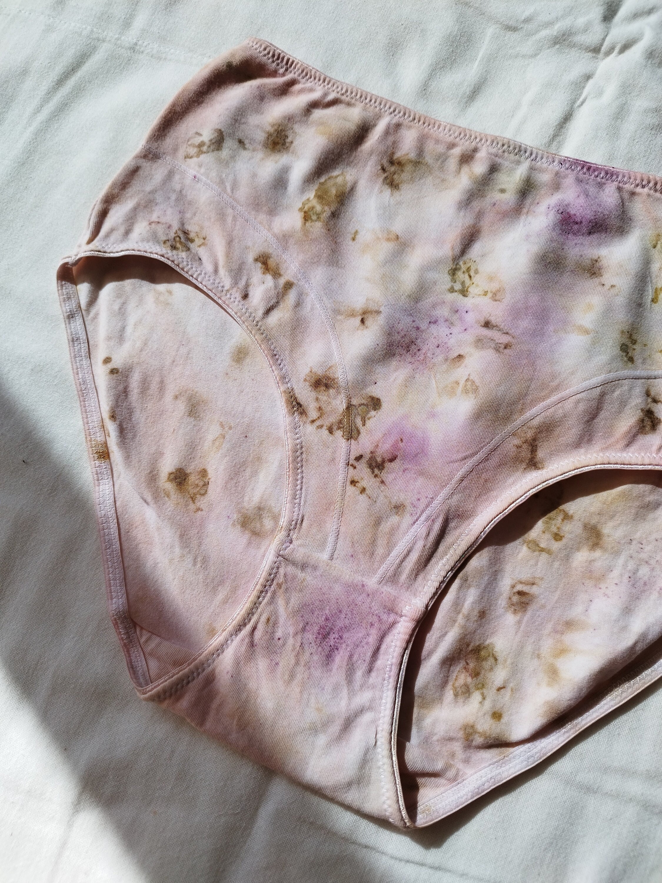 pre teen dirty panties  ボタニカルプリントコットンパンティ// 花染めパンティ// タイダイパンティ// ウェディングギフト// ハイウエストパンティ//  ヴィンテージランジェリー - Etsy 日本