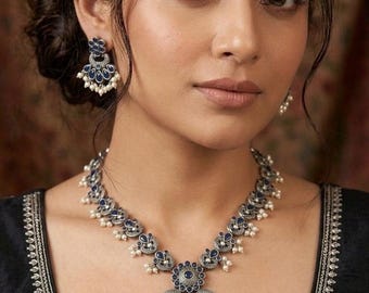 Antique Blue Stone Brass Necklace in Silver Tone / Jaipur theme jewelry, Indian jewellery, temple jewelry, oxidized oxidised