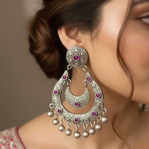 Lange Messing Ohrringe Rubin Silber und Antik, oxidierte Jhumkis, oxidierte Messing, handgemachte Ohrringe