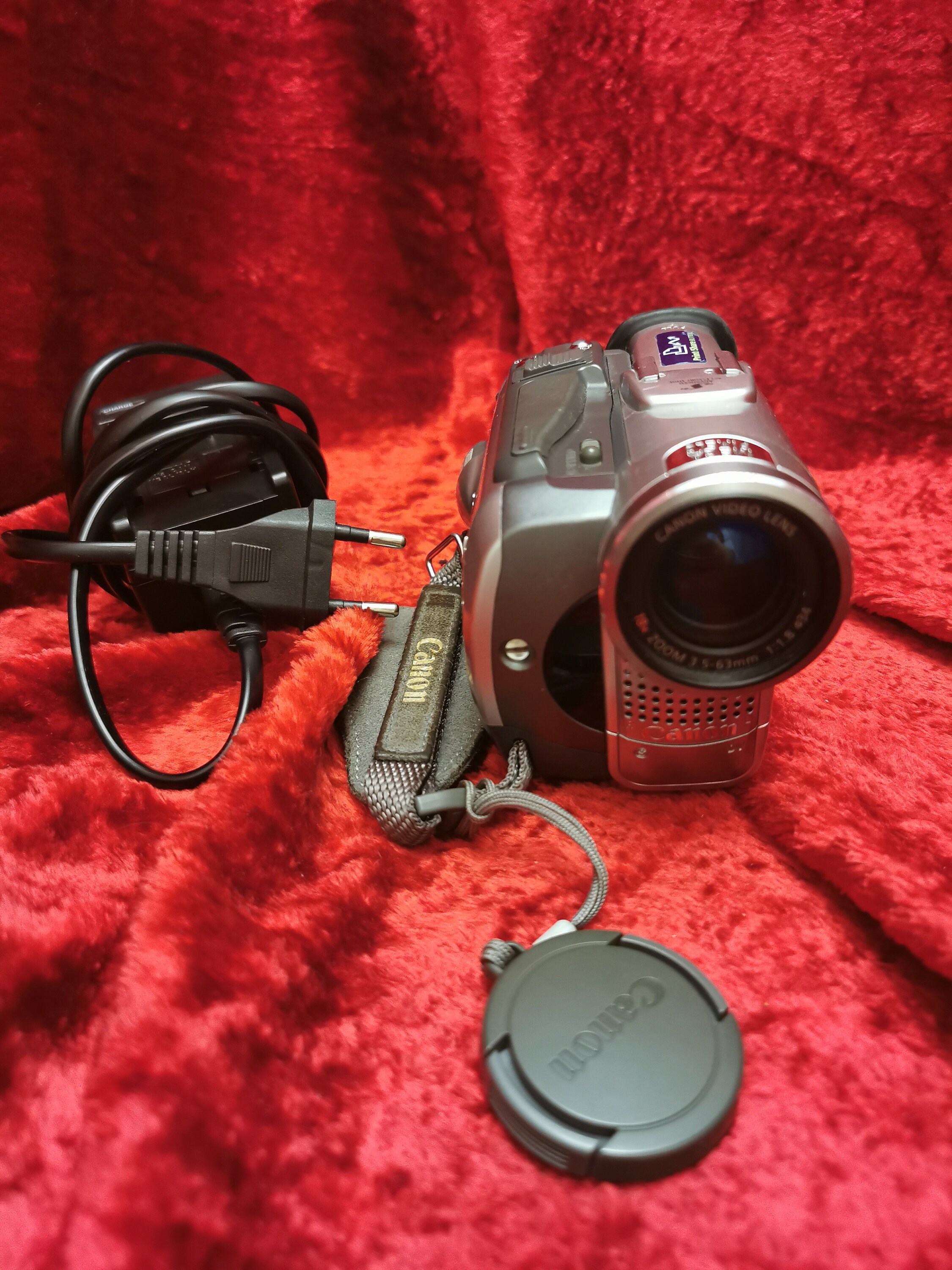 Karu paste Mona Lisa Digital Video Camera Canon MVX 250 - Etsy
