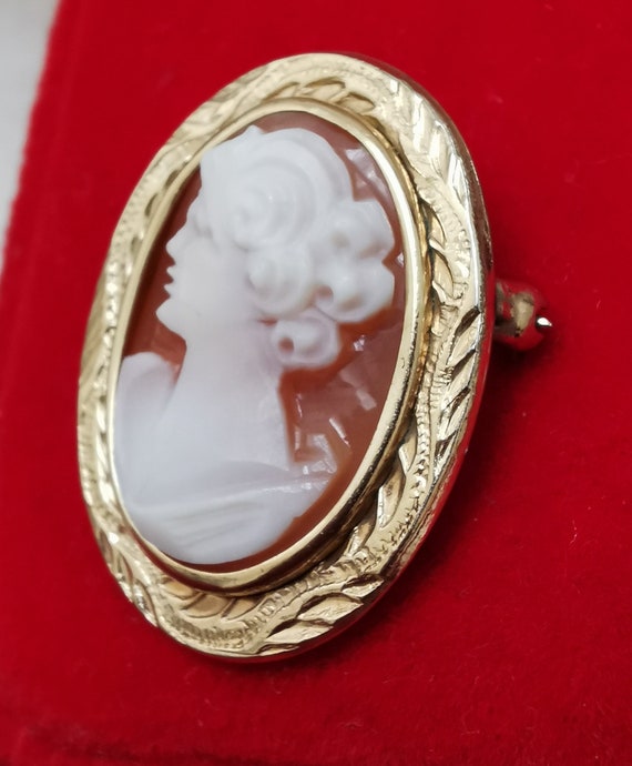 Vintage Rolled Gold Cameo Shell Brooch England 5 … - image 3