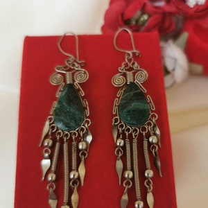 Handmade silver tone earrings &quot;Tear&quot; with peruvian stone