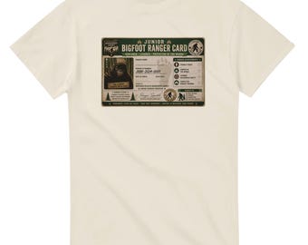 Bigfoot Suche ID Karte T-Shirt, lustiges Sasquatch Jäger Geschenk, Cryptid Liebhaber T-Shirt, Bigfoot-Sichtungen Bekleidung, Waldforscher Grafik-Shirt