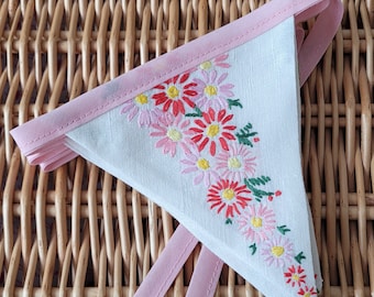 Vintage Embroidered Fabric Bunting 1.85m