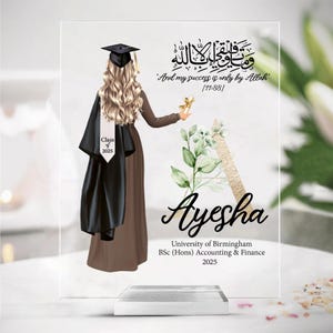 Personalized Muslim Graduation Acrylic Plaque Gift, Islamic Keepsake for Her, Graduation Gift for Her, Class of 2025 Custom Graduation Gift