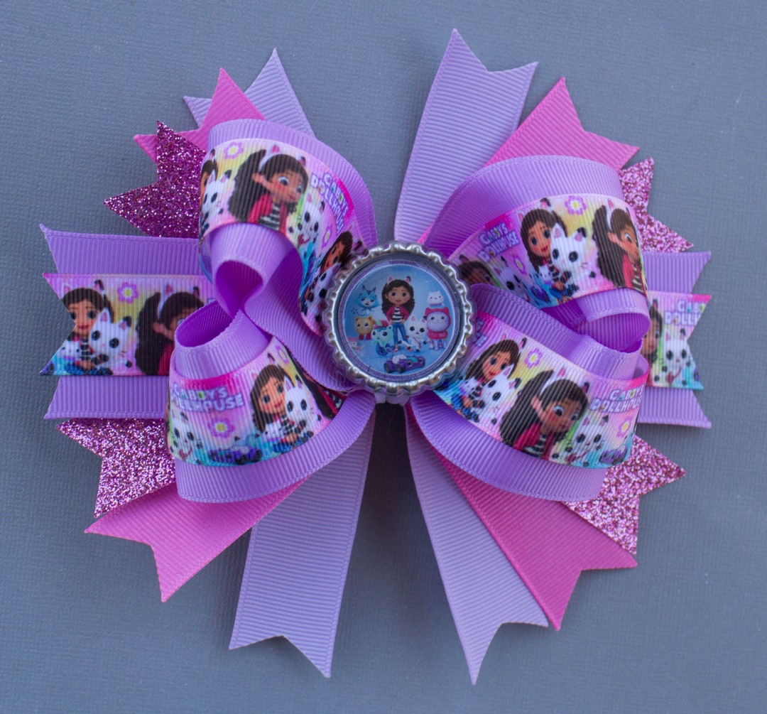 gabby-s-dollhouse-bow-gabby-s-dollhouse-party-gabby-s-dollhouse