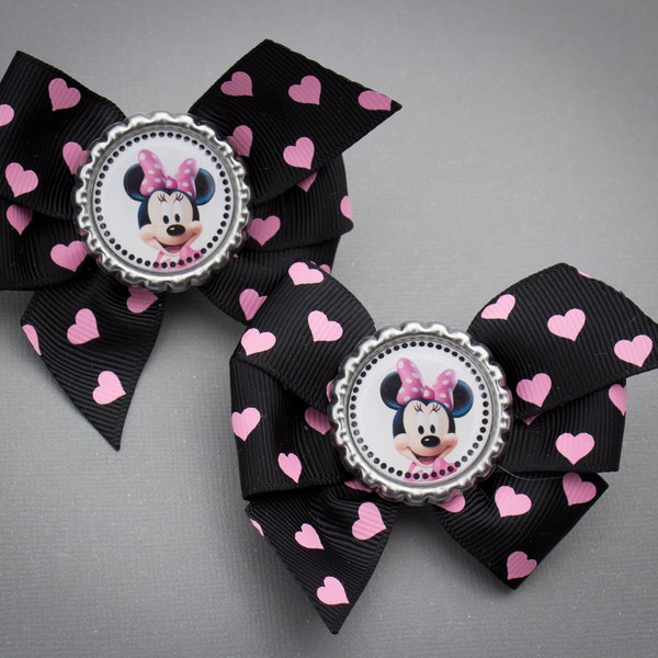 Set of 2 Minnie Mouse Bows. 3" Minnie Mouse Bows, Minnie Mouse Hair Bows, Minnie Mouse Party, Minnie Mouse Birthday, Minnie Mouse Toddler