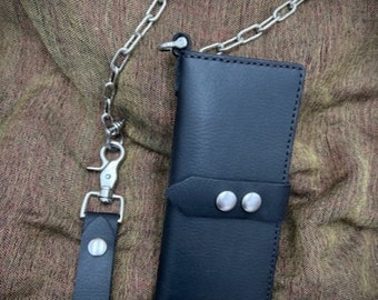 Minimalist Chain Wallet