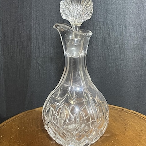 Vintage Cut Crystal Decanter with Stopper – Elegant Hand-Cut Design, 11&quot; Tall