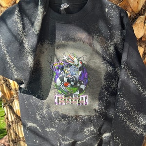 Showtime beetle sweatshirt
