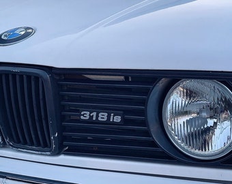 BMW E30 - Engine Emblems