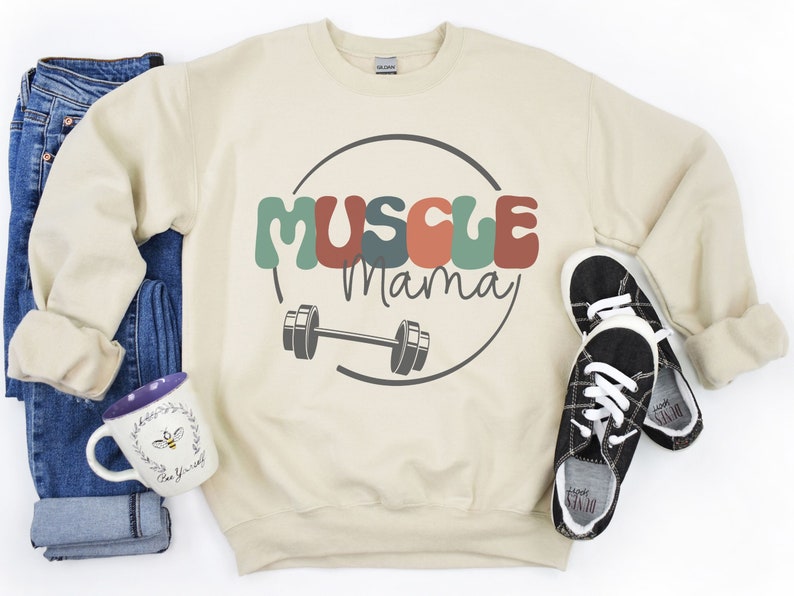 Sudadera de mamá muscular, regalo para amante del gimnasio, regalo de Crossfitter, regalo para ella, regalo de entrenamiento, sudadera con cubierta de bomba, ropa de entrenamiento Sand