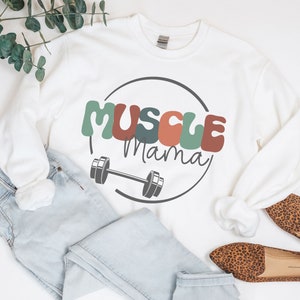 Sudadera de mamá muscular, regalo para amante del gimnasio, regalo de Crossfitter, regalo para ella, regalo de entrenamiento, sudadera con cubierta de bomba, ropa de entrenamiento imagen 5