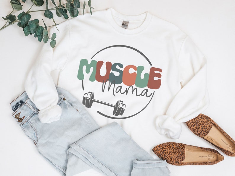 Sudadera de mamá muscular, regalo para amante del gimnasio, regalo de Crossfitter, regalo para ella, regalo de entrenamiento, sudadera con cubierta de bomba, ropa de entrenamiento imagen 5