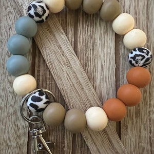 Llaveros de pulsera de silicona - “Farmhand”