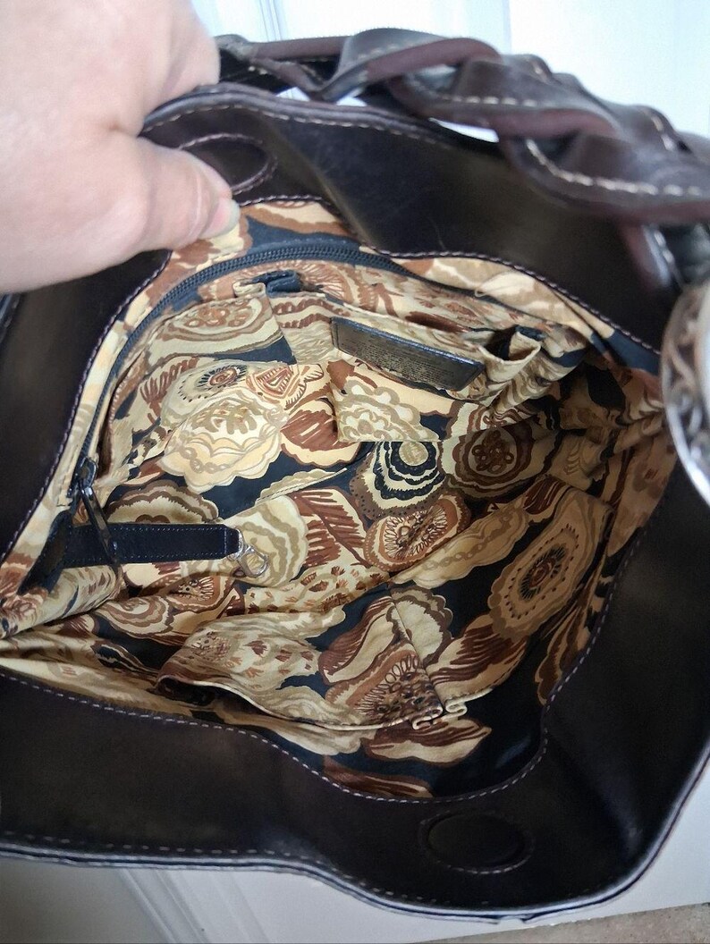 Large Brighton Rich Dark Brown Croc-Embossed Leather Shoulder Bag D664883 image 10